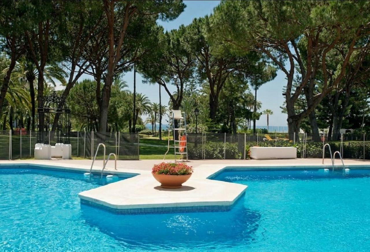 Beachfront Luxury Residence, Playas Del Duque, Puerto Banus, ماربيا المظهر الخارجي الصورة