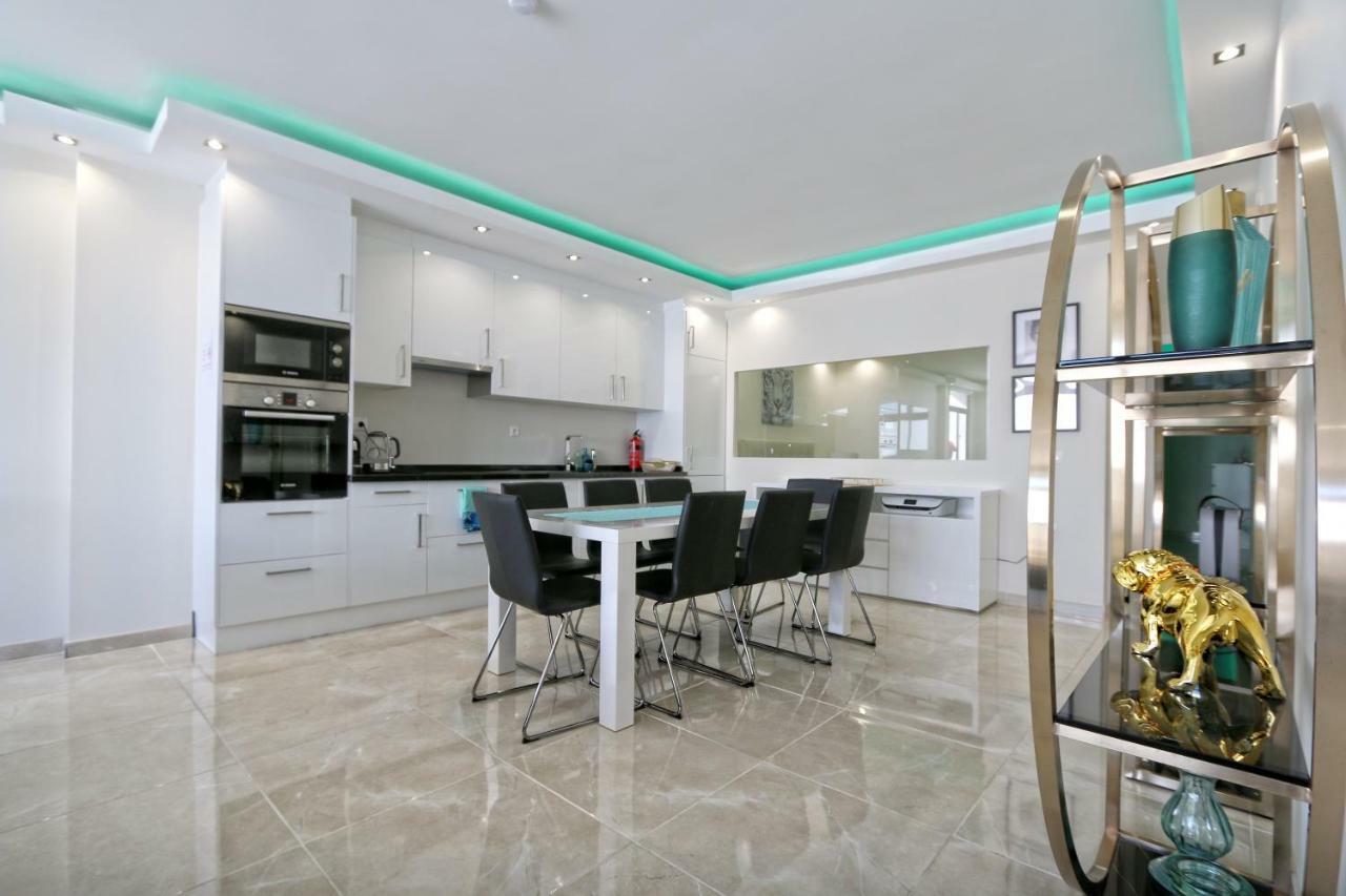 Beachfront Luxury Residence, Playas Del Duque, Puerto Banus, ماربيا المظهر الخارجي الصورة